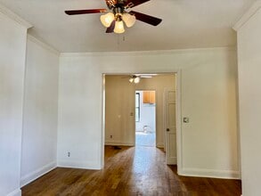 352 49th St, Unit 2 in Brooklyn, NY - Foto de edificio - Building Photo