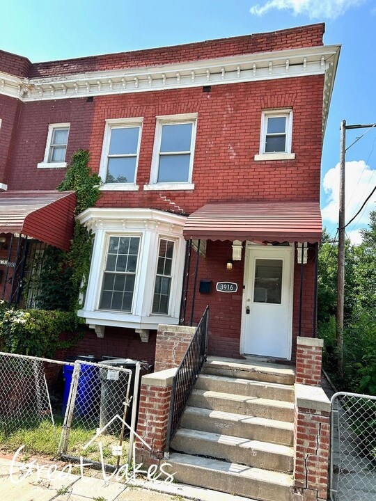 3916 Porter St in Detroit, MI - Building Photo
