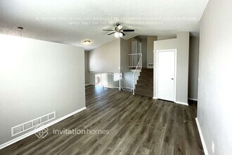 18788 E Carmel Cir in Aurora, CO - Building Photo - Building Photo