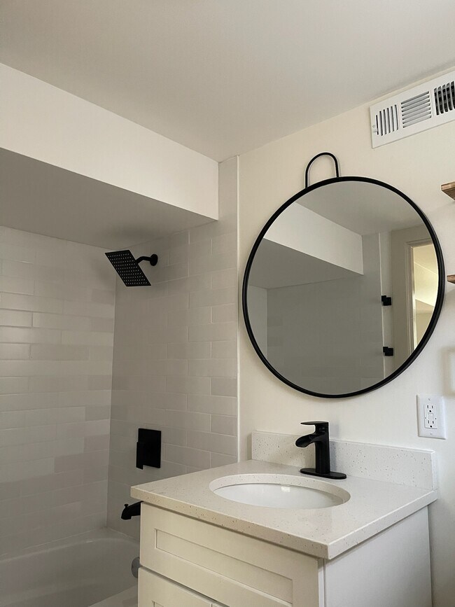 4243 W Haddon Ave in Chicago, IL - Building Photo - Building Photo