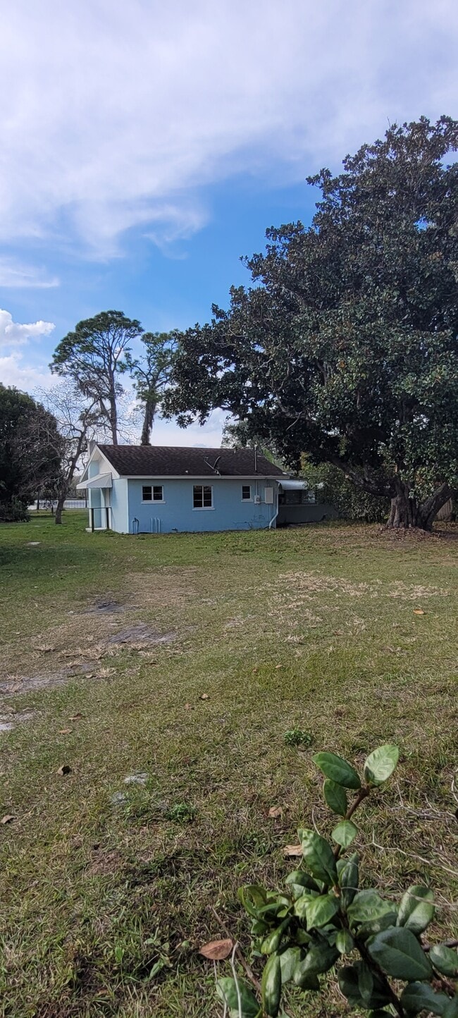 834 Oberry Hoover Rd in Orlando, FL - Building Photo - Building Photo