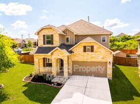 2502 Golden Rain in San Antonio, TX - Building Photo