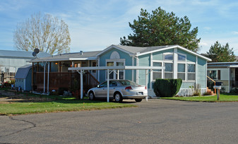 759 NW 8th St in Ontario, OR - Building Photo