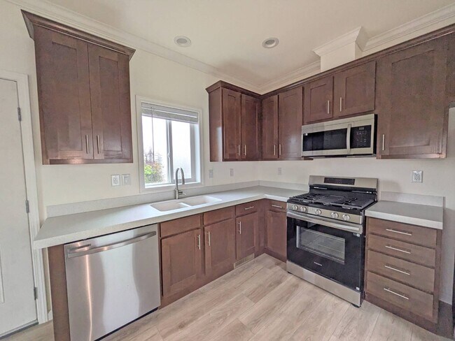 6656 Pentz Rd in Paradise, CA - Building Photo - Building Photo