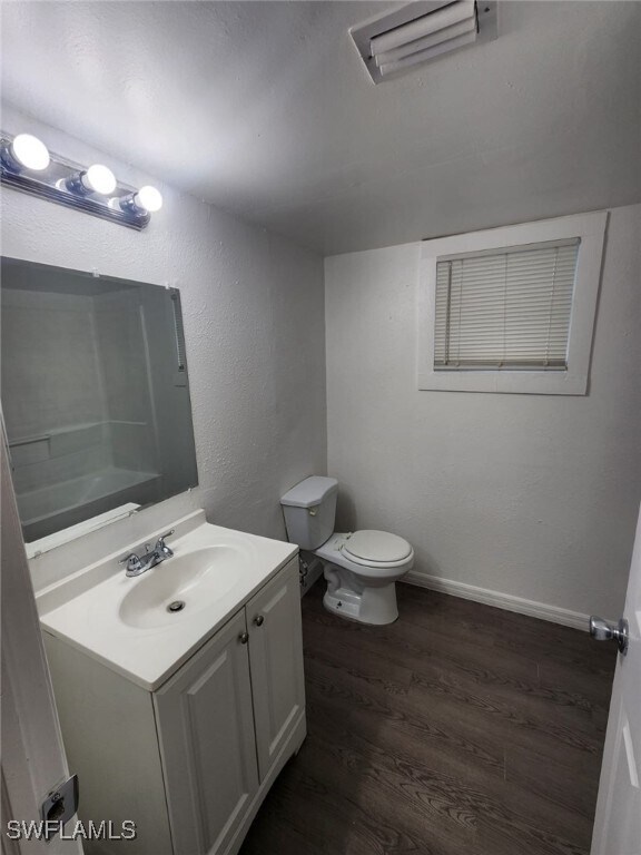 property at 1919 Lillie St