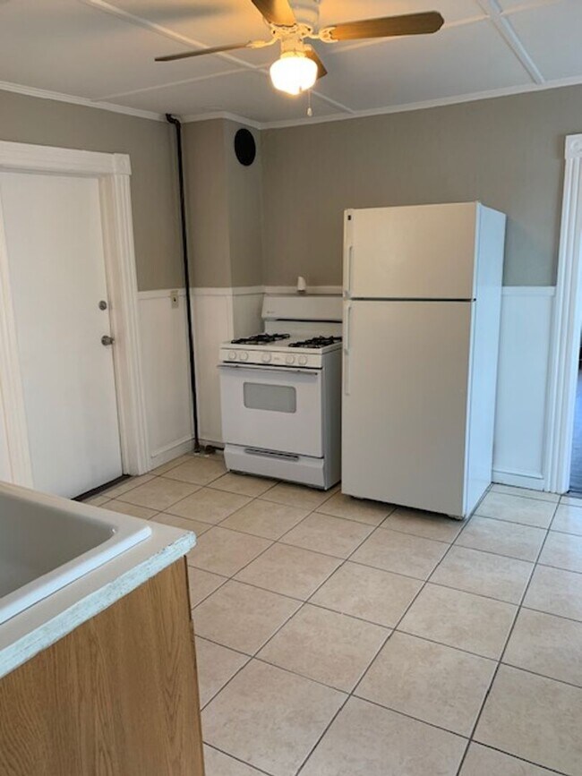 119 Culvert St in Torrington, CT - Building Photo - Building Photo