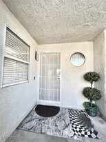 6250 W Flamingo Rd, Unit 103 in Las Vegas, NV - Building Photo