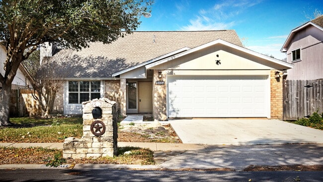 property at 7030 Tree Top Pl