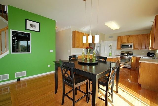 968 Ashbrook Cir in Bolingbrook, IL - Building Photo - Building Photo
