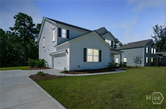 756 Logging Hl Dr in Richmond Hill, GA - Building Photo - Building Photo