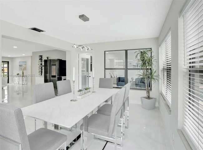 400 NW 20th St in Wilton Manors, FL - Building Photo - Building Photo