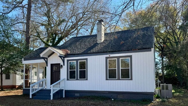 property at 1308 Swift St