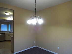 3418 W Bay Cir in Lewis Center, OH - Building Photo - Building Photo