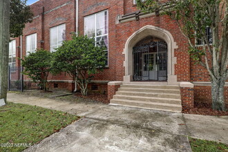 1951 N Market St-Unit -14 in Jacksonville, FL - Building Photo - Building Photo