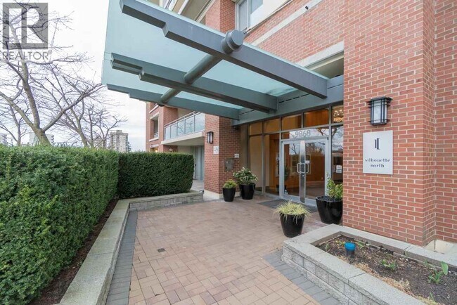 9868 Cameron St in Burnaby, BC - Building Photo - Building Photo