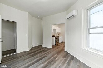 22 N 53rd St in Philadelphia, PA - Building Photo - Building Photo