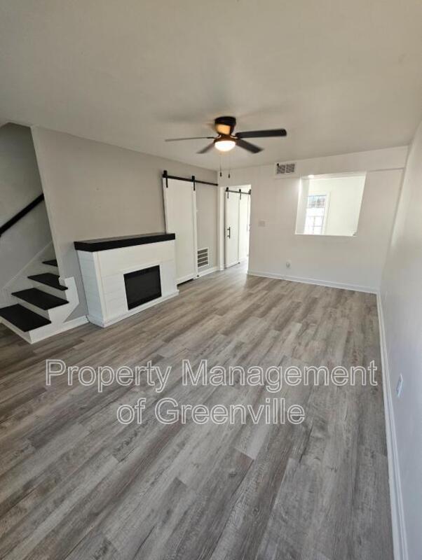 1434 Dover Rd in Spartanburg, SC - Building Photo - Building Photo