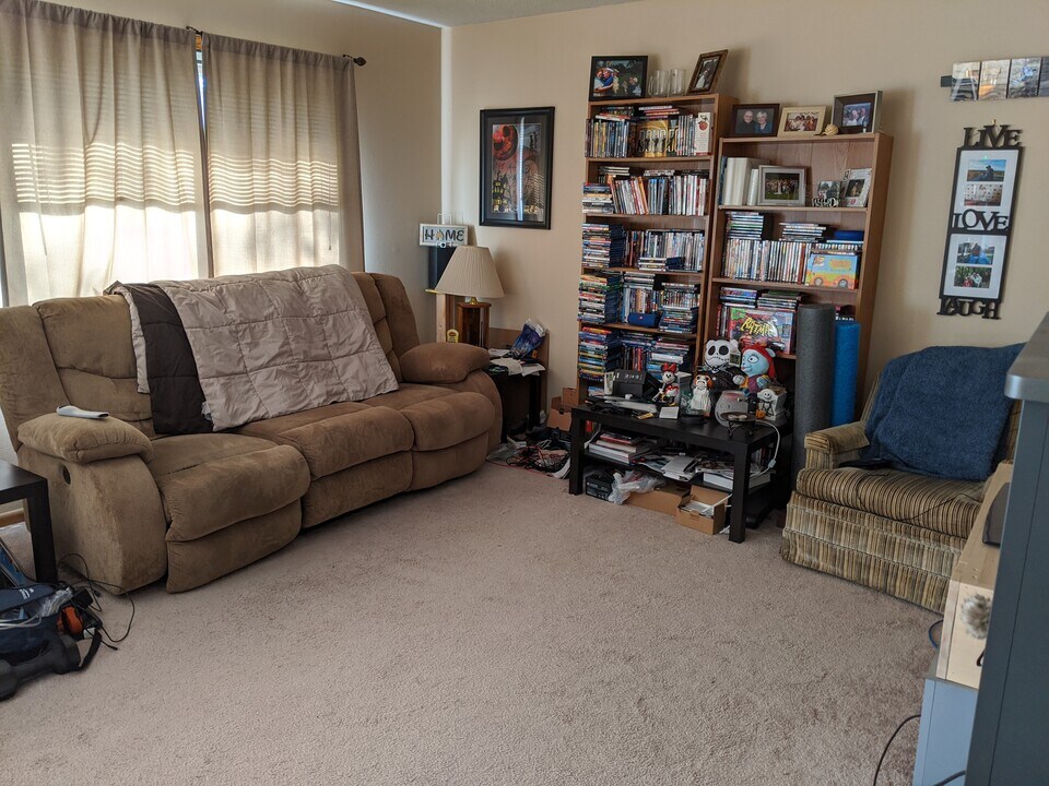 602 Walden Ct, Unit D in Altoona, WI - Foto de edificio