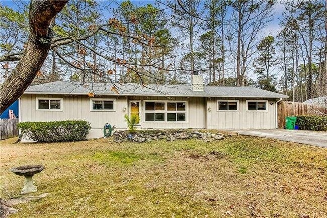 3121 Lynnray Dr in Doraville, GA - Building Photo - Building Photo