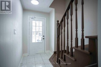 5 Sprucewood Rd in Brampton, ON - Building Photo - Building Photo