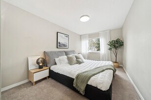 Surrey Gardens in Surrey, BC - Building Photo