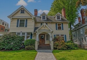 6 Sewall St, Unit 2 in Boston, MA - Building Photo