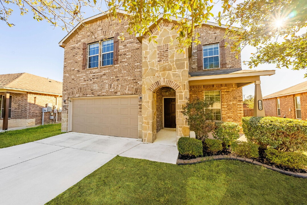 12730 Crockett Way in San Antonio, TX - Building Photo