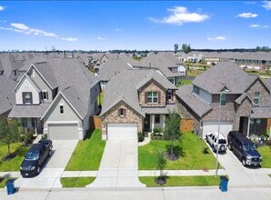 15647 Baronial Castle Dr in Atascocita, TX - Building Photo - Building Photo