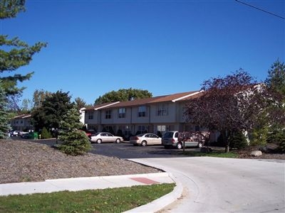 River Ridge Townhouses in Jenison, MI - Building Photo