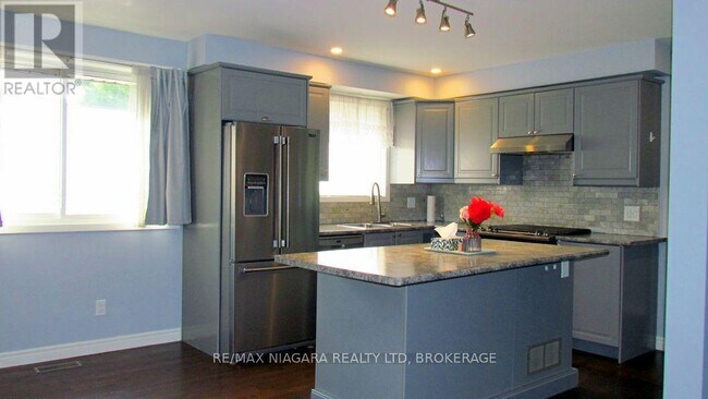 property at 8110 Paddock Trail Dr