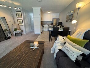 48 Joiners Rd in Rocky Hill, CT - Building Photo - Building Photo