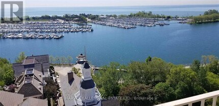 2285 Lake Shore Blvd W in Toronto, ON - Building Photo - Building Photo