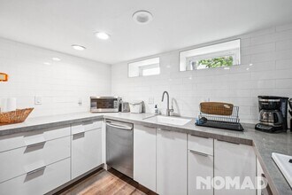 4885 Stuart St in Denver, CO - Building Photo - Building Photo