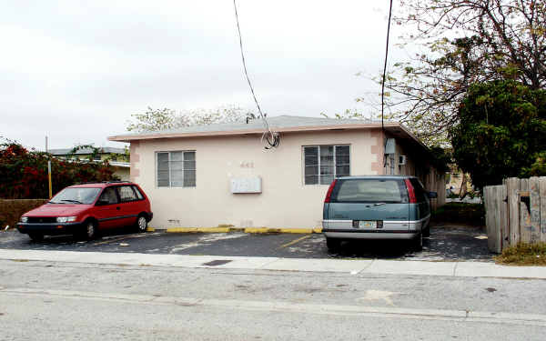 441 SW 10th St in Miami, FL - Building Photo - Building Photo