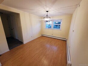 57 N Lewis Ave in Lindenhurst, NY - Building Photo - Building Photo