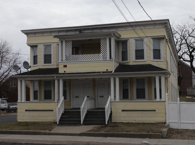 1946-1952 E Main St in Bridgeport, CT - Building Photo - Building Photo