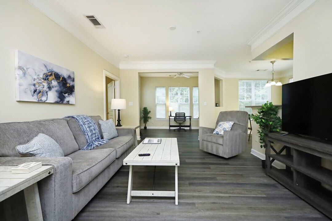2431 Brisbane Woods Way in Cary, NC - Building Photo