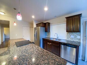 4035 Shenandale St in San Antonio, TX - Building Photo - Building Photo