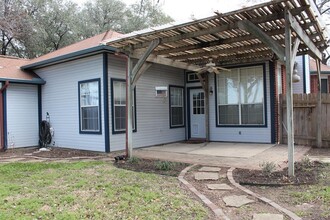 118 Pecan Vista Ln in Georgetown, TX - Building Photo - Building Photo