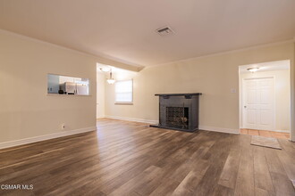 22637 Mariano St in Los Angeles, CA - Building Photo - Building Photo
