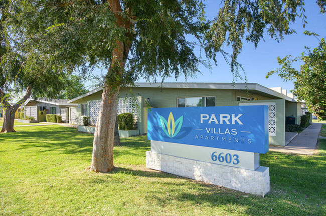 Park Villas in Glendale, AZ - Foto de edificio - Building Photo