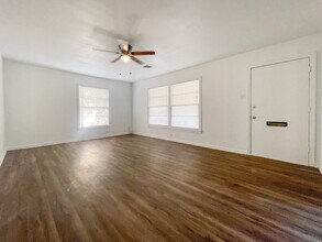 3812 Pine Ave in Waco, TX - Foto de edificio - Building Photo