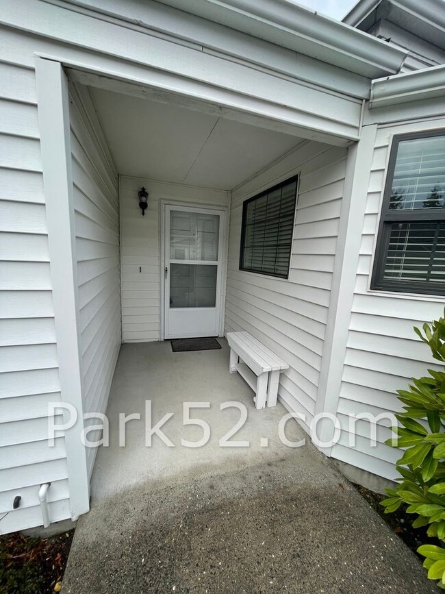 2801 N Narrows Dr in Tacoma, WA - Building Photo - Building Photo