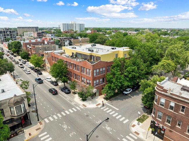 property at 2300 W Armitage Ave