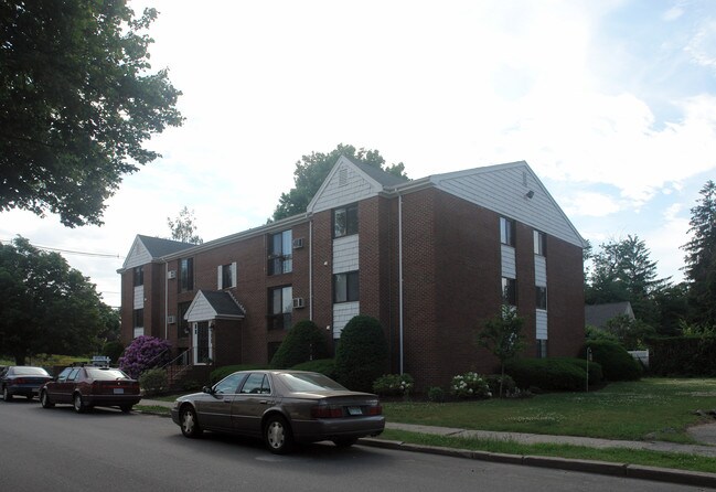 Captain Corey Estates in Newburyport, MA - Foto de edificio - Building Photo