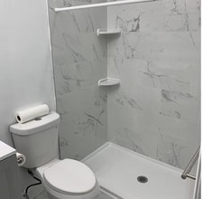 820 N Lakewood Ave in Baltimore, MD - Building Photo - Building Photo