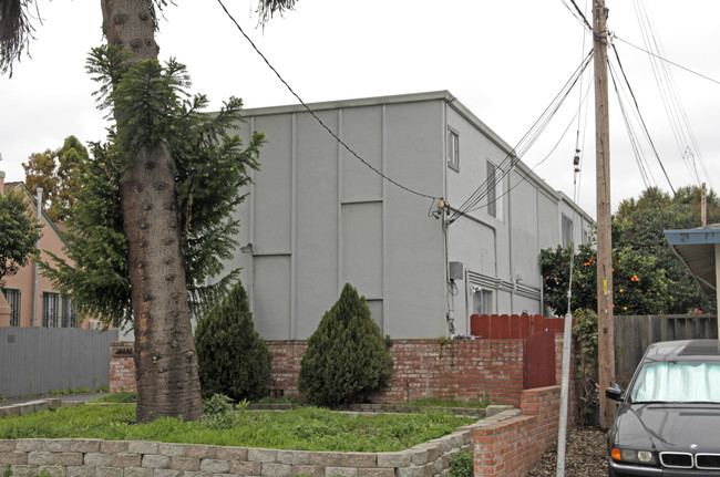 22287 Peralta St in Hayward, CA - Building Photo - Building Photo