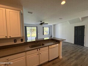 1986 Yellowfin Dr in Port Orange, FL - Building Photo - Building Photo