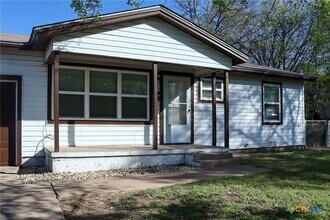 2701 Hillside Dr in Killeen, TX - Building Photo - Building Photo