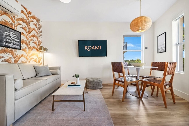 4025 Indian Creek Dr in Miami Beach, FL - Building Photo - Building Photo